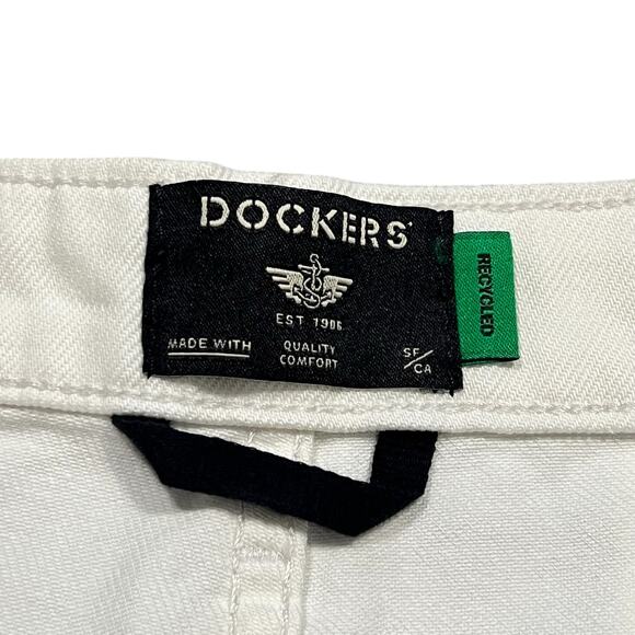 Dockers White High Rise Straight Fit Denim Jeans Womens 27 NEW - Picture 9 of 10
